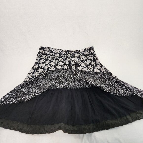 Vintage SOYA Cottagecore Flounce Black/Gray 2-Printed Skirt Size 40/8 Exc. Cond. - Picture 5 of 16